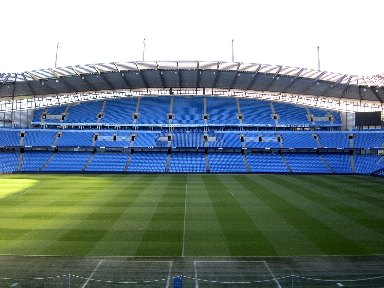 Arsenal vs Man City Title Race Goes to the Wire With Two Games Left